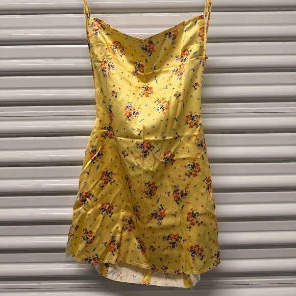 ARE YOU AM I Dresses & Skirts - New With Tags- Never Worn- ARE YOU AM I Missi Floral Dress